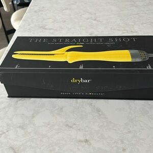 The Straight Shot Blow-Drying Flat Iron Dry Bar Brand New In Box